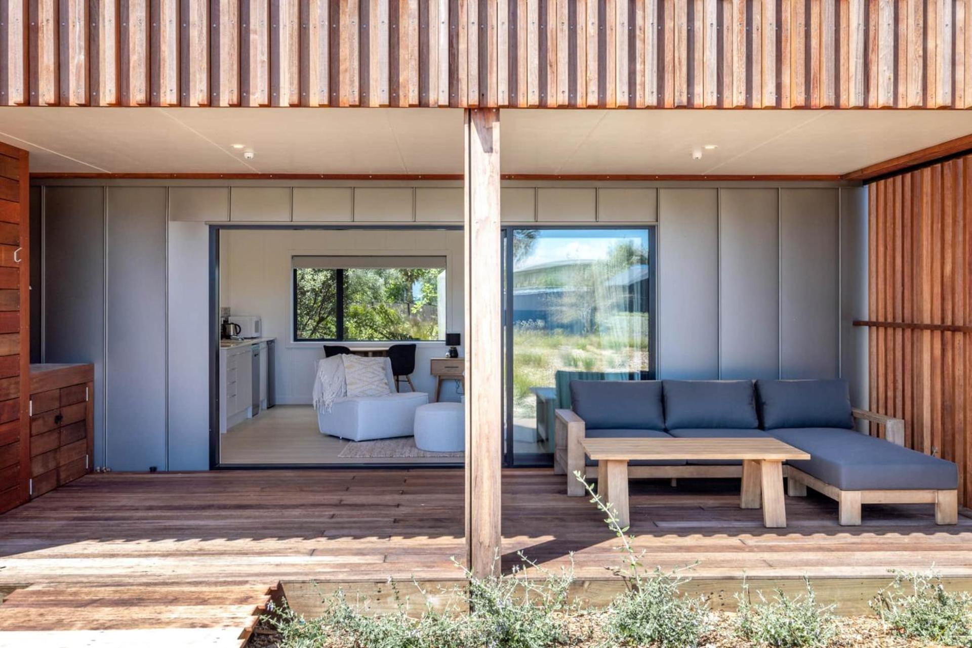 Onetangi Beach Stays Studio 2 - Coast & Country Exterior foto